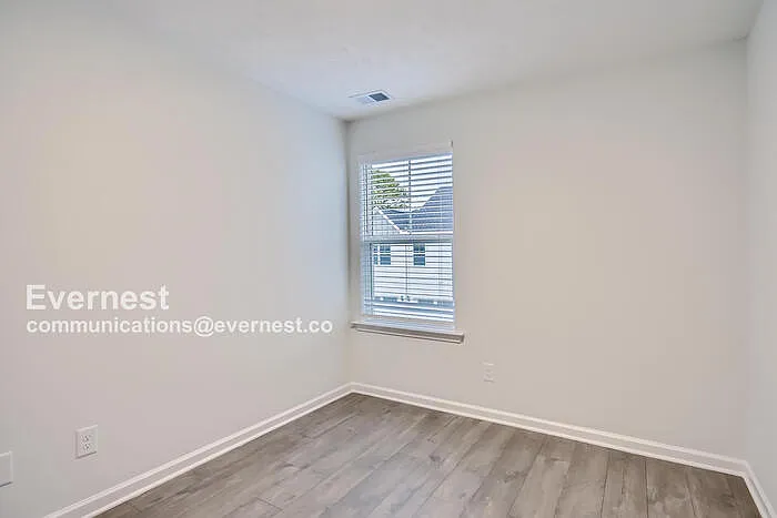 307 Raines Ct — Photo 24