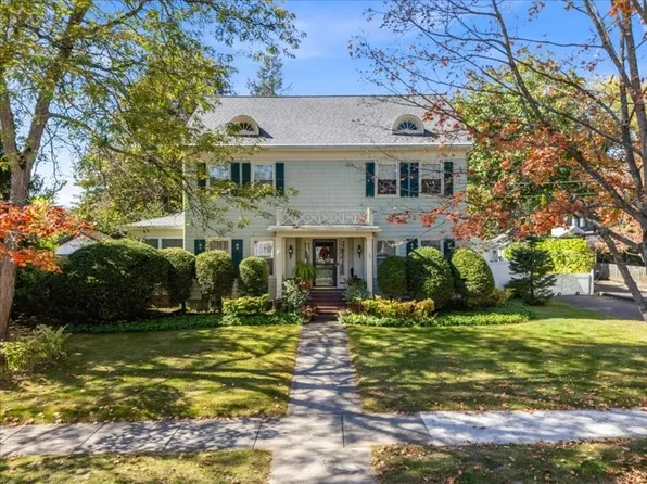 35 Vermont Ave, Binghamton, NY 13905