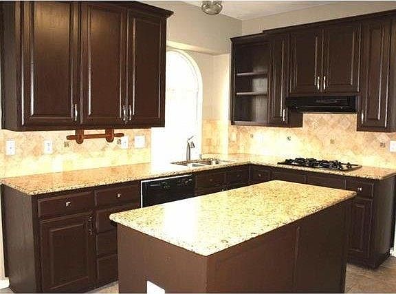 3rd image of 6305 Fannin Dr