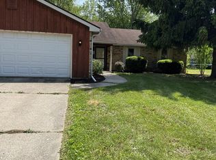 7124 White Eagle Dr, Fort Wayne, IN 46815