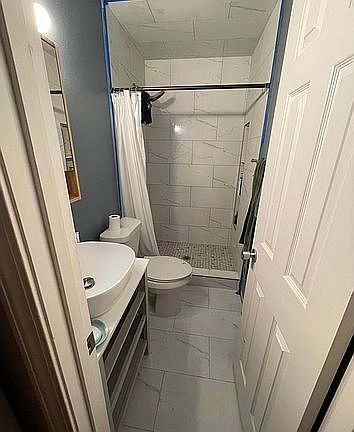 3rd image of 7575 Long Meadow Ln
