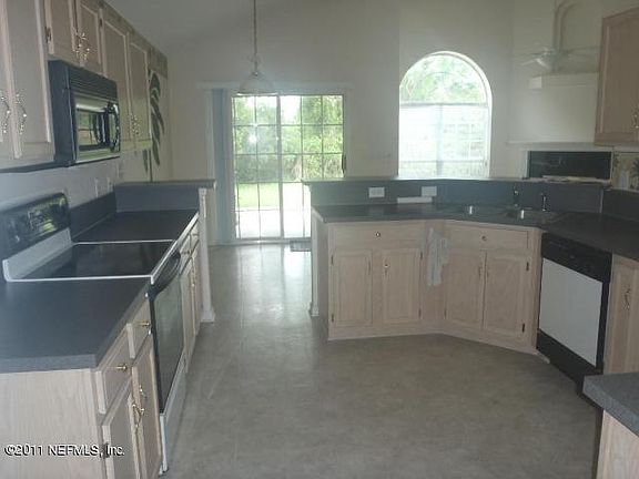 3rd image of 3719 E SEA HAWK Street