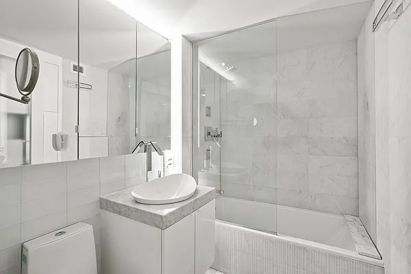Rented by Spire Group | media 11