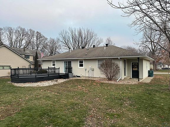3rd image of 224 Georgia Ave SW