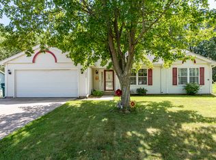 3609 Harbor Ridge Dr, Zion, IL 60099