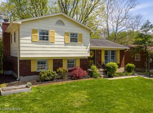 5317 Oak Creek Ln, Louisville, KY 40291