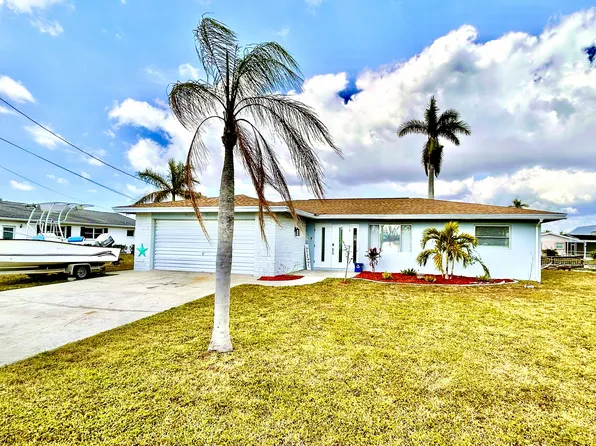 4370 Harbour Ter, North Fort Myers, FL 33903