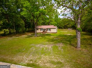 205 Magnolia St, Box Springs, GA 31801