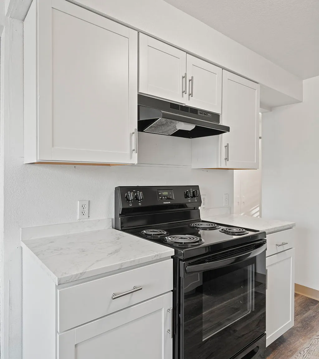 Park Ridge Apartments — Photo 3