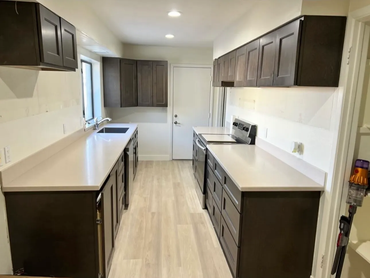 2 bed, 1350 sqft, $1,800 — Photo 2