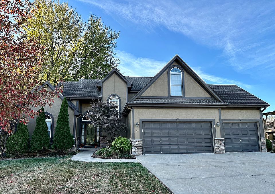 1st image of 505 NE Jasper Cir