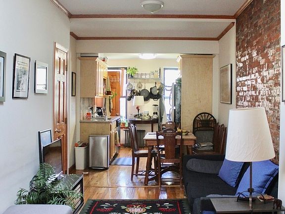 2nd image of 675 Union St APT 1