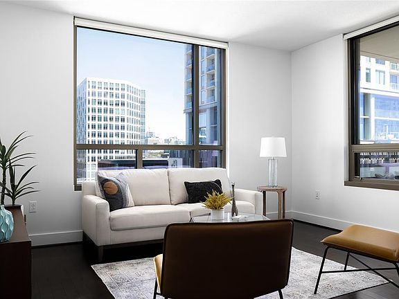 3rd image of 300 Bowie St APT 801