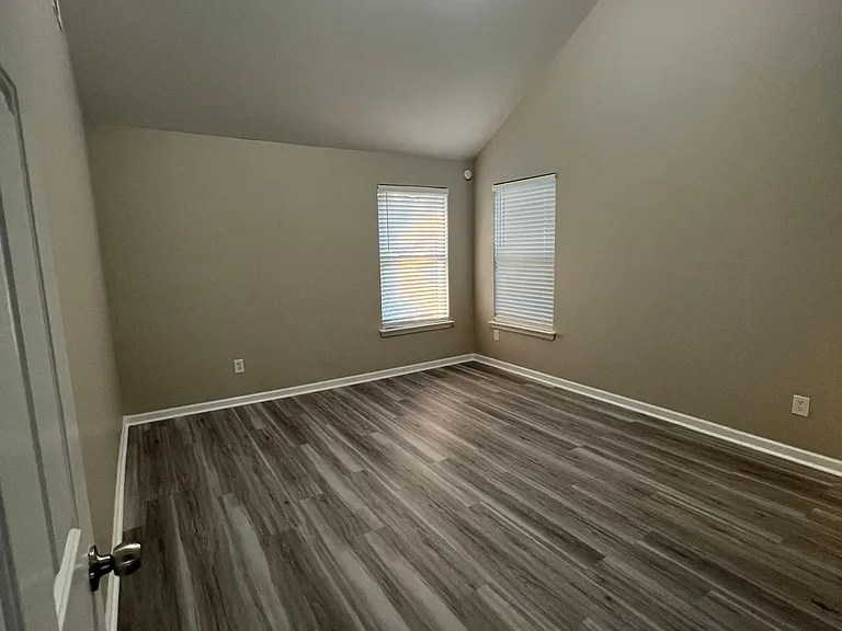 2547 Wrangler Dr SW — Photo 13