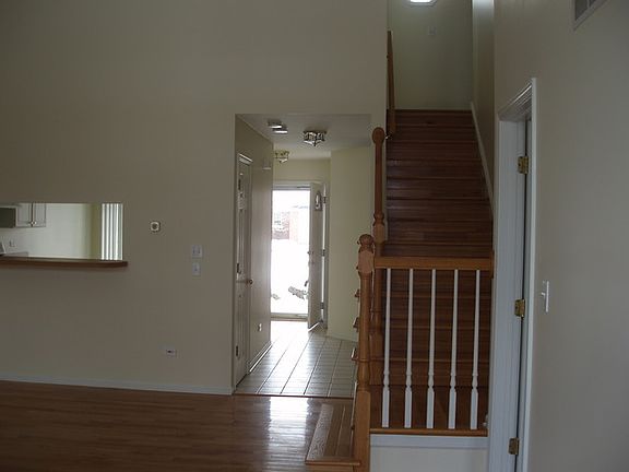 3rd image of 7656 Thistlewood Ln