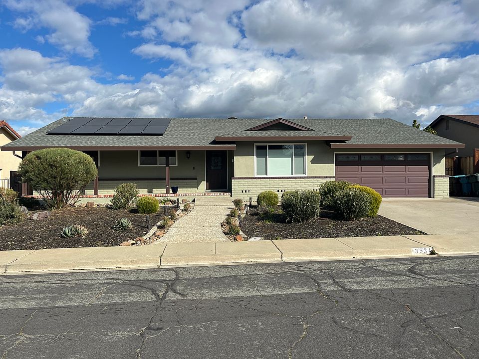 1st image of 3931 Pebble Dr
