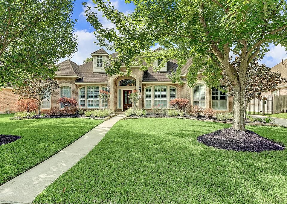 1st image of 15607 Stable Oak Dr
