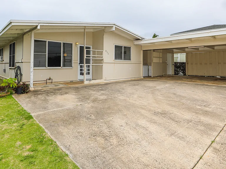 613 Papalani St — Photo 45