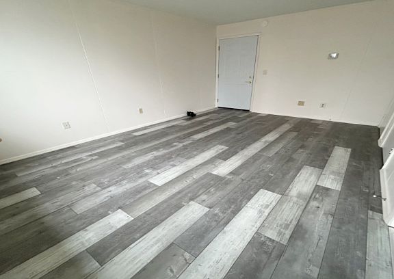 2nd image of 23 Village Pl APT 4