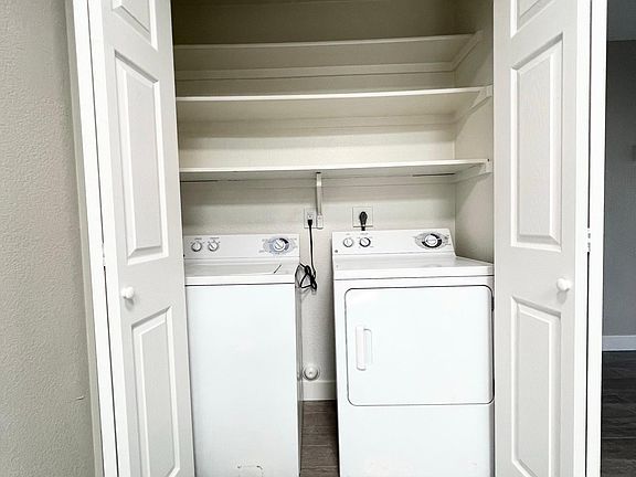 4th image of 20401 N 3rd Dr Unit 2