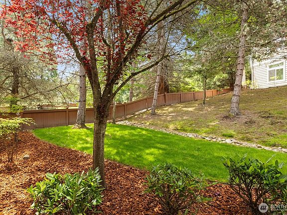4th image of 22112 Ave S 42nd Avenue S #104