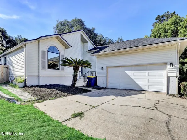 4041 Arbor Lake Dr W, Jacksonville, FL 32225