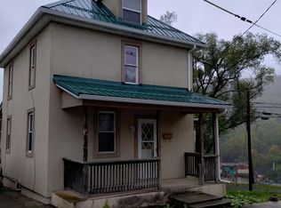 202 Poplar St, Roaring Spring, PA 16673