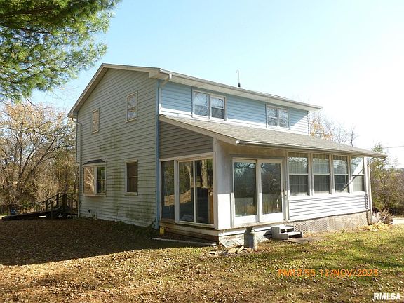 3rd image of 5311 N Fairmount St