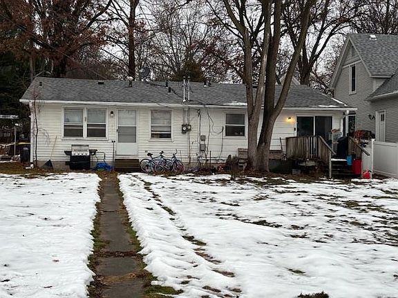 3rd image of 927/929 E Fairchild St