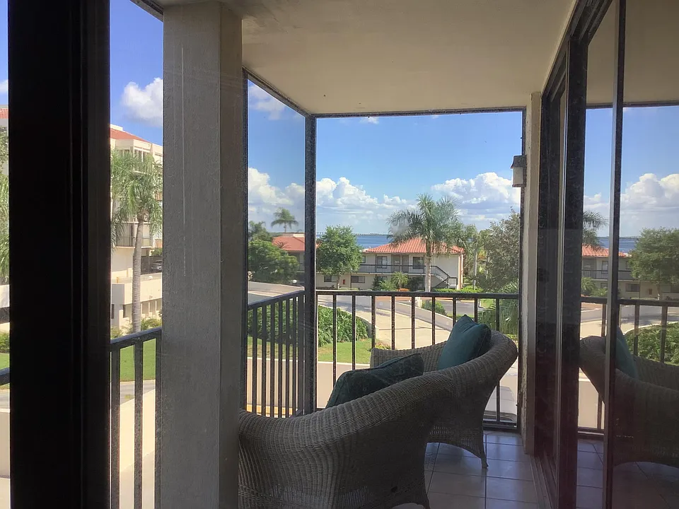 6219 Palma Del Mar Blvd S #304