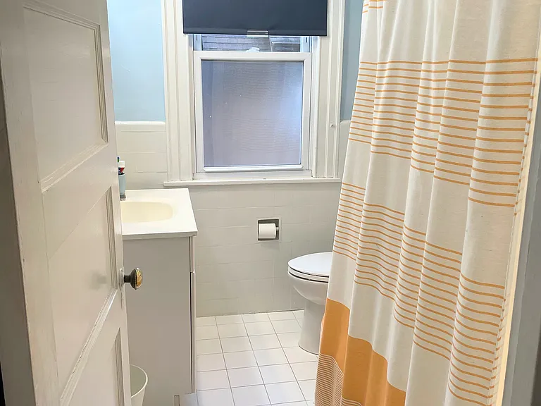 256 Henley Rd — Photo 9