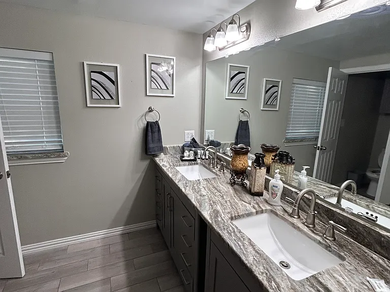 506 N Charles St — Photo 10