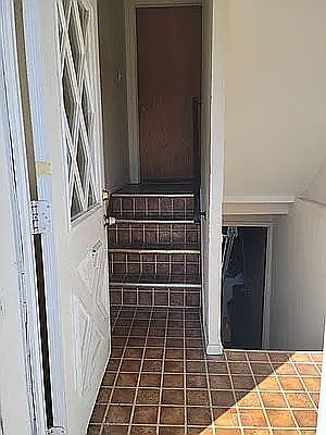2nd image of 704 Port Richmond Ave Floor 1