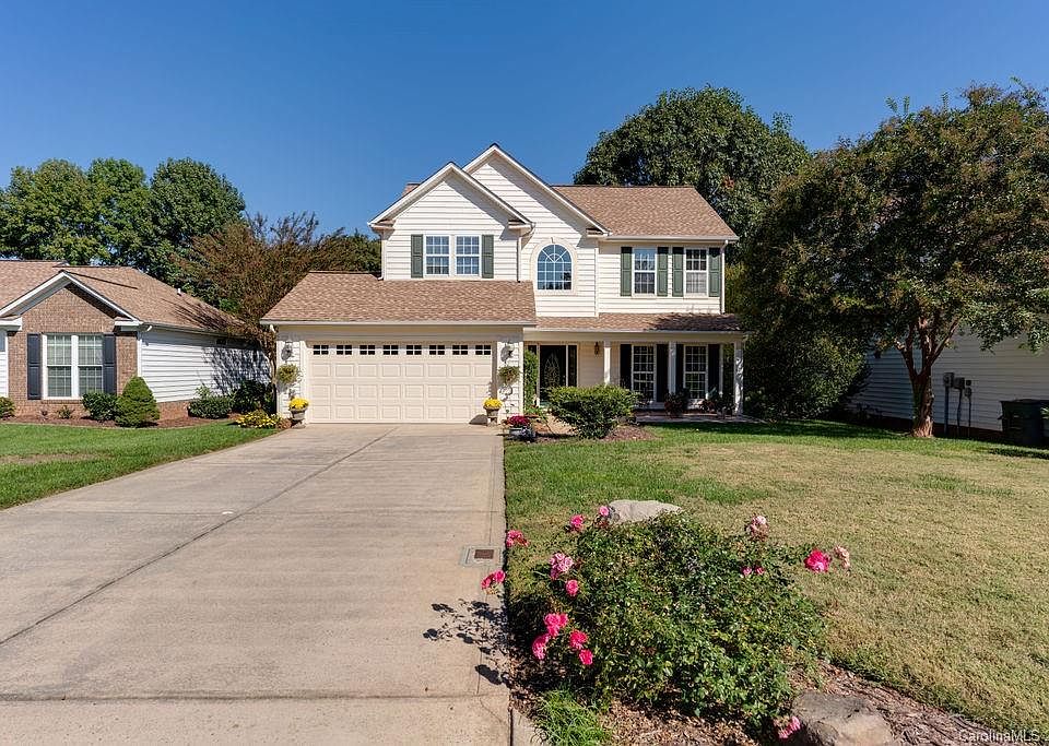 1st image of 138 Foxtail Dr
