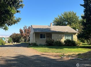 1389 Valley Chapel Rd, Walla Walla, WA 99362