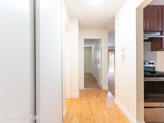 4th image of 365 Euclid Ave APT 107