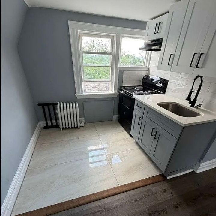 1st image of 521 S 16th St #3L