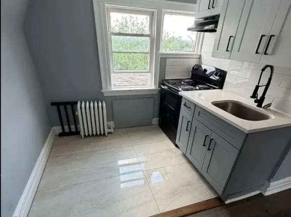 521 S 16th St, Newark, NJ
