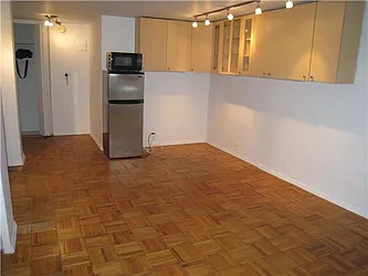 Rented by Platinvm Property Group New York