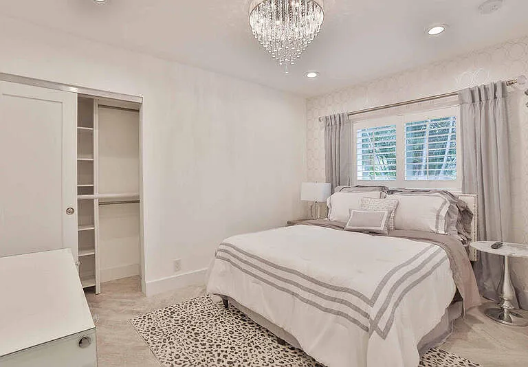 713 Forsyth St — Photo 26