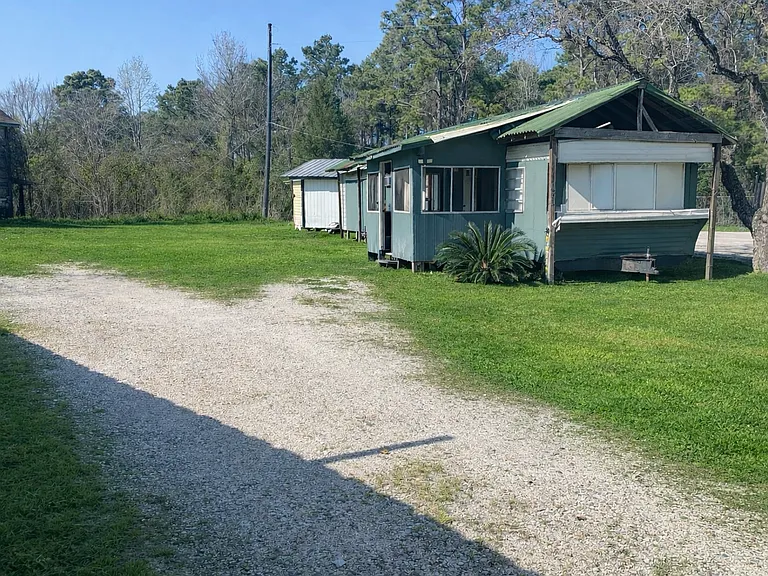1935 Lori Ln — Photo 7
