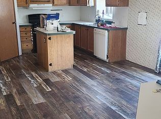 2412 Garnet Ave, Riverton, WY 82501
