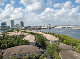 1067 Normandy Trace Rd, Tampa, FL 33602