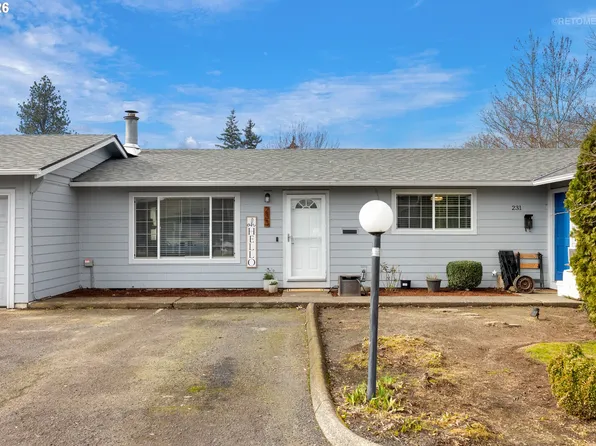 233 SE 3rd Ave, Canby, OR 97013