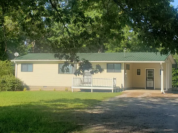 2109 Walter Garrett Rd, Parsons, TN 38363
