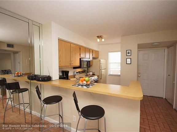 5th image of 2106 Cypress Bend Dr #504