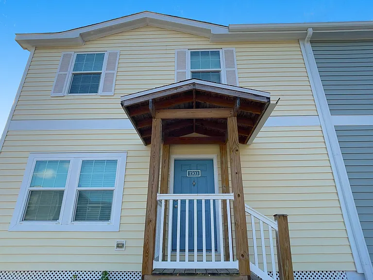 Keys Lake Villas — Photo 16