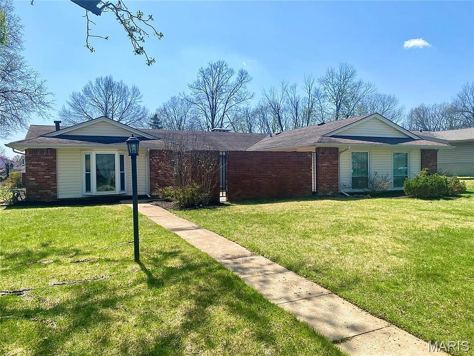 1st image of 417 Wildbrier Dr
