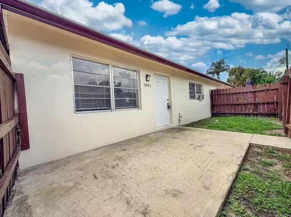 3451 Hi St, Lake Worth, FL 33461