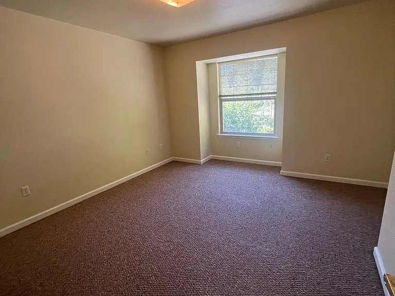2970 Mack Rd — Photo 15